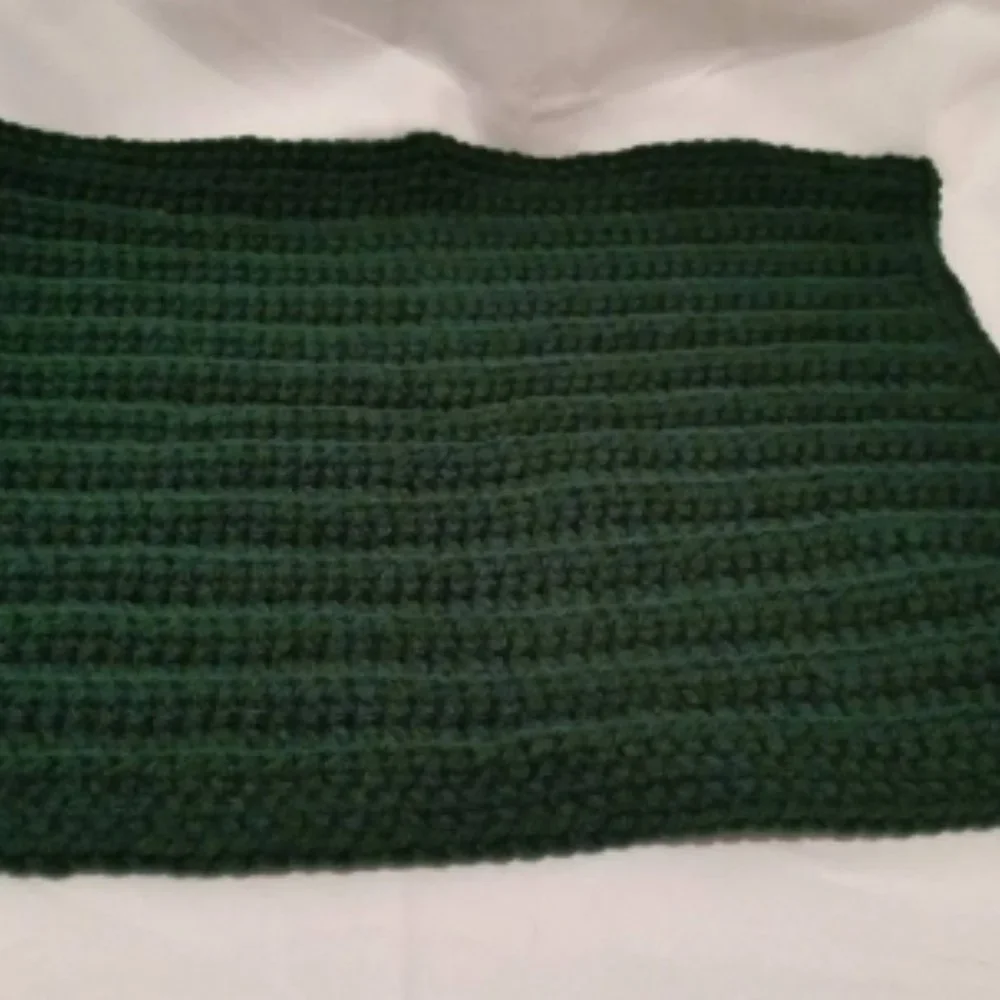 Crochet Hunter Green Three Piece Wash Cloth Set/New